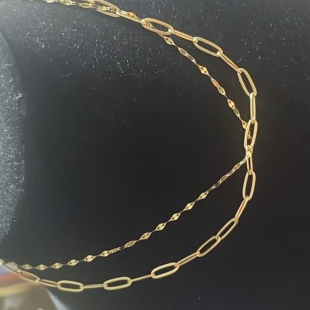 Elegant Gold Chain Necklace